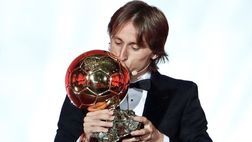 Pallone d’Oro, ora è UFFICIALE: l’ha vinto Luka Modric. Messi solo quinto, CR7 secondo