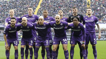 FLORENCE, ITALY - MARCH 19: ACF Fiorentina players pose for a team photo ahead of the Serie A match between ACF Fiorentina and US Lecce at Stadio Artemio Franchi on March 19, 2023 in Florence, Italy. (Photo by Gabriele Maltinti/Getty Images)