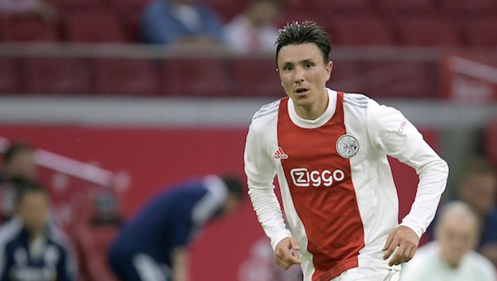 Inconvenienti da derby olandese, Berghuis dal Feyenoord all’Ajax: minacce alla famiglia Inconvenienti da derby olandese, Berghuis dal Feyenoord all’Ajax: minacce alla famiglia