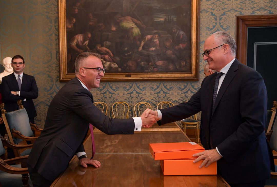 Stadio Roma, l’incontro tra Berardi e Gualtieri in Campidoglio – FOTO GALLERY - immagine 3