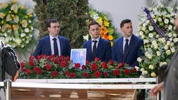 Lacrime, musica e ricordi: l’ultimo saluto a Joe Barone