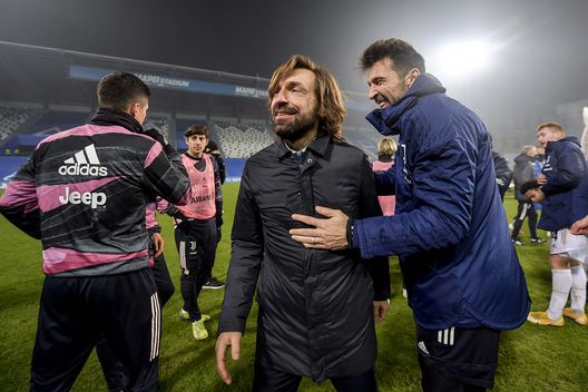 REGGIO NELL'EMILIA, ITALY - JANUARY 20: head coach of Juventus Andrea Pirlo and Gianluigi Buffon celebrate winning the Italian PS5 Supercup after the Italian PS5 Supercup match between Juventus and SSC Napoli at Mapei Stadium - Citta' del Tricolore on January 20, 2021 in Reggio nell'Emilia, Italy. (Photo by Daniele Badolato - Juventus FC/Juventus FC via Getty Images)