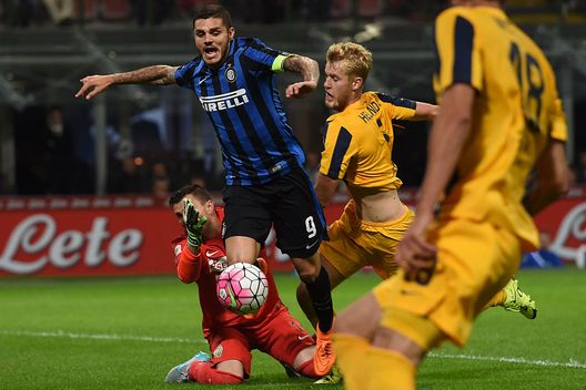  Icardi sfida l'Hellas Verona. 