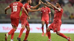 Commozione e abbracci: la tenera esultanza del giornalista guineano per la vittoria sull’Algeria