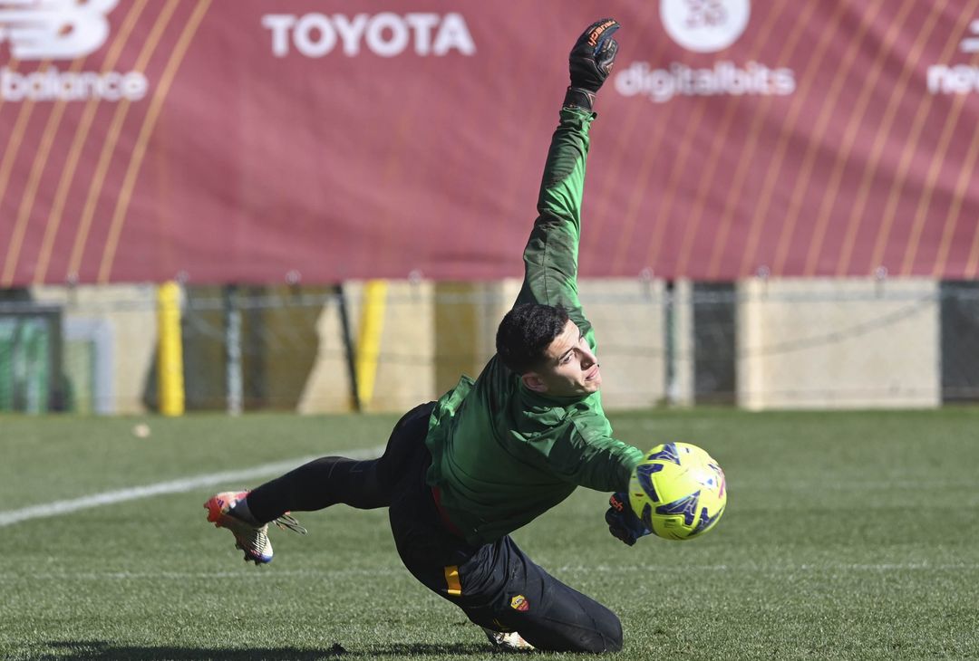 Roma, ripresa degli allenamenti a Trigoria. Mercoledì c’è la Cremonese – FOTO GALLERY - immagine 26