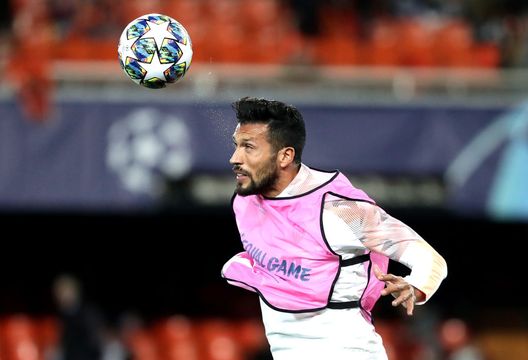 Garay (getty images) Garay (getty images)