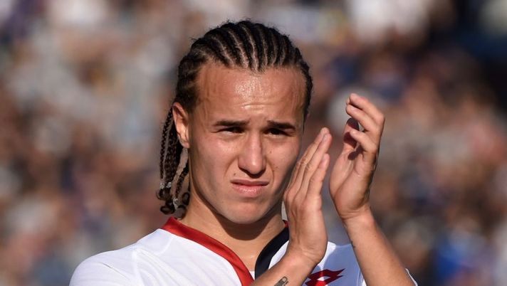 BERGAMO, ITALY - OCTOBER 30: Diego Laxalt of genoa CFC gestures during the Serie A match between Atalanta BC and Genoa CFC at Stadio Atleti Azzurri d'Italia on October 30, 2016 in Bergamo, Italy. (Photo by Pier Marco Tacca/Getty Images) DAI CAMPI – Stop per Donsah e Pazzini, Laxalt, Chiellini e le prime prove di Oddo - immagine 1