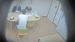 VIDEO / Suarez e l’esame d’italiano: “Mi piace fare barbecue”. Le risposte