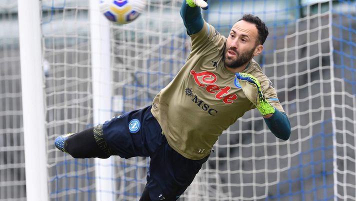 Alvino sicuro: “Il Napoli avrà a disposizione Ospina per la gara con la Juve” 