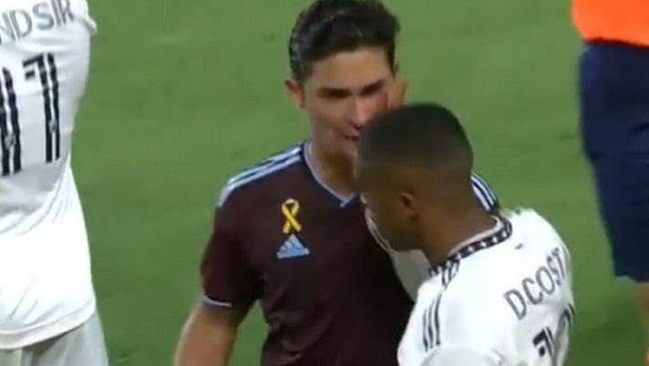 Kung fu Costa: il folle gesto di Douglas nella MLS Kung fu Costa: il folle gesto di Douglas nella MLS - immagine 1