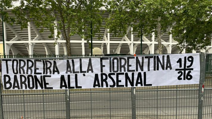 “Torreira alla Fiorentina, Barone all’Arsenal”: la curva prende posizione - immagine 1