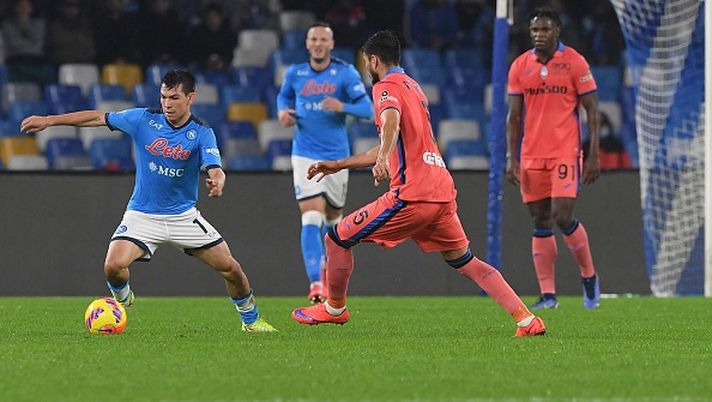 NAPLES, ITALY - DECEMBER 04: Hirving Lozano of Napoli during the Serie A match between SSC Napoli and Atalanta BC at Stadio Diego Armando Maradona on December 04, 2021 in Naples, Italy. (Photo by SSC NAPOLI/SSC NAPOLI via Getty Images) Napoli-Atalanta 2-2: al 66′ pareggia Demiral - immagine 1