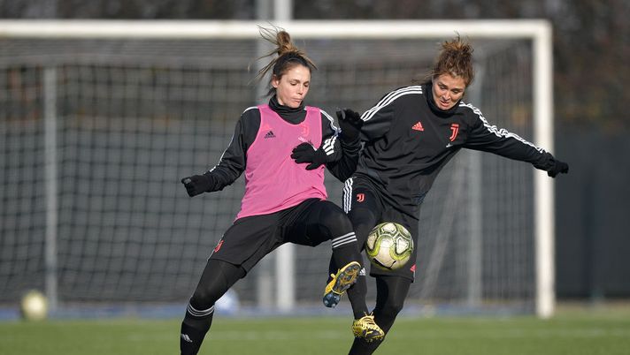 VINOVO, ITALY - JANUARY 23: Juventus women players Cecilia Salvai competes for the ball with Cristiana Girelli during a training session at Juventus Center Vinovo on January 23, 2020 in Vinovo, Italy. (Photo by Daniele Badolato - Juventus FC/Juventus FC via Getty Images) VINOVO, ITALY - JANUARY 23: Juventus women players Cecilia Salvai competes for the ball with Cristiana Girelli during a training session at Juventus Center Vinovo on January 23, 2020 in Vinovo, Italy. (Photo by Daniele Badolato - Juventus FC/Juventus FC via Getty Images)