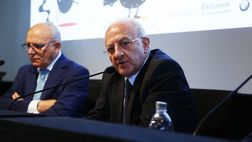 De Luca a gamba tesa: “Dichiarazione di Agnelli penosa, dovrebbe ringraziarci”