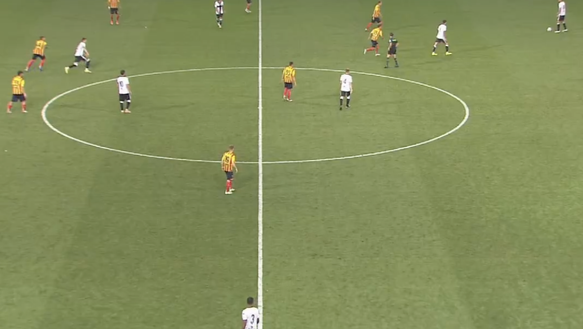 Un bel Parma piega il Lecce con un gol di Mihaila- immagine 2