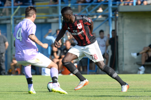 M'Baye Niang in azione, fonte foto acmilan.com M'Baye Niang in azione, fonte foto acmilan.com