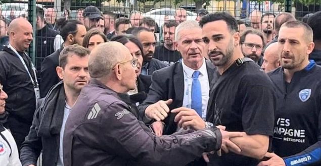 Ligue 1, dirigenza Troyes indaga su lite tra Adil Rami e gli ultras- immagine 2