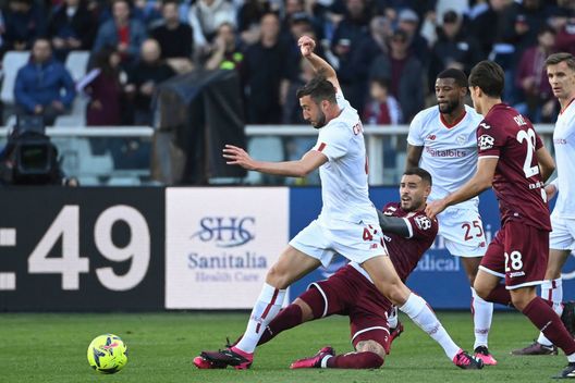 Serie A, la Roma vince a Torino: Inter momentaneamente fuori dalla CL. Il Verona…- immagine 2