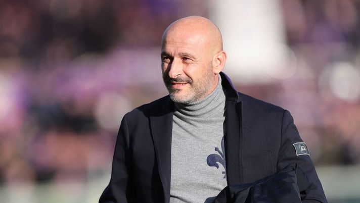 FLORENCE, ITALY - DECEMBER 11: Vincenzo Italiano manager of ACF Fiorentina looks on during the Serie A match between ACF Fiorentina and US Salernitana at Stadio Artemio Franchi on December 11, 2021 in Florence, Italy. (Photo by Gabriele Maltinti/Getty Images) Italiano: “Tocca a Cabral: è il suo momento! Odriozola è out, Ikoné ora deve finalizzare” - immagine 1
