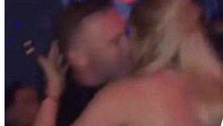 Rooney, festino con tre ragazze e foto scandalo sui social. Poi la denuncia