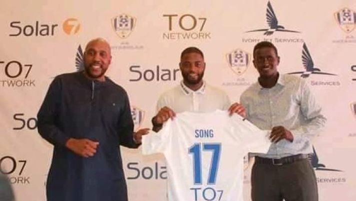 La presentazione di Alex Song a Gibuti La presentazione di Alex Song a Gibuti