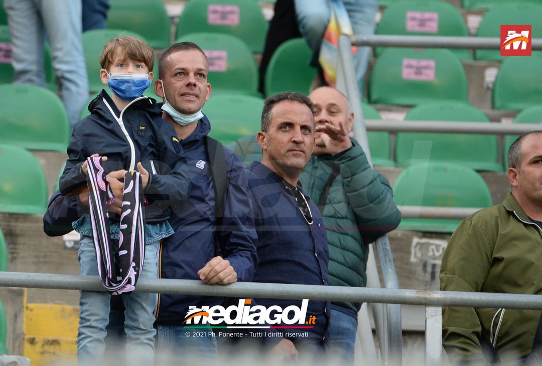 FOTO, i tifosi allo stadio per Palermo – Potenza 2-0 (Gallery) - immagine 18