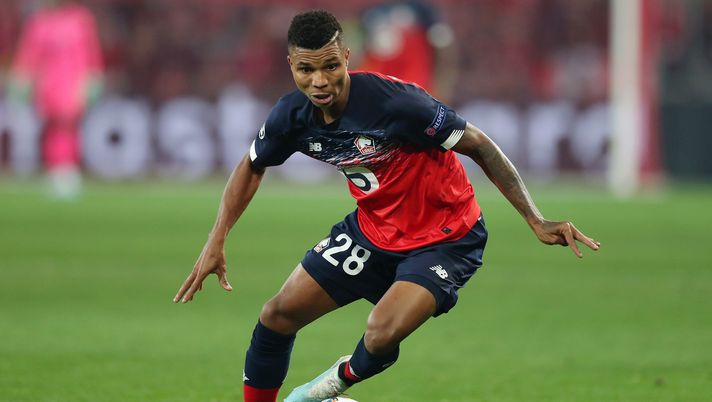 LILLE, FRANCE - OCTOBER 02: Reinildo Mandava of Lille in action during the UEFA Champions League group H match between Lille OSC and Chelsea FC at Stade Pierre Mauroy on October 02, 2019 in Lille, France. (Photo by Naomi Baker/Getty Images) 