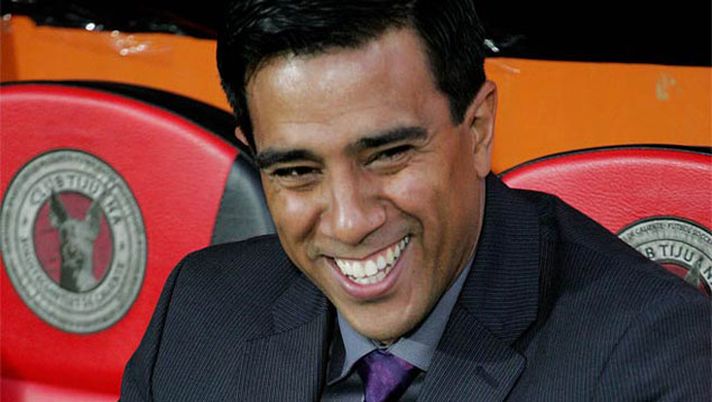 Pres. Zulia-Mediagol: “Dybala, Cavani, Pastore? Manuel Arteaga non sarà da meno. A Palermo può fare come il Matador, nel senso che…”  Pres. Zulia-Mediagol: “Dybala, Cavani, Pastore? Manuel Arteaga non sarà da meno. A Palermo può fare come il Matador, nel senso che…”