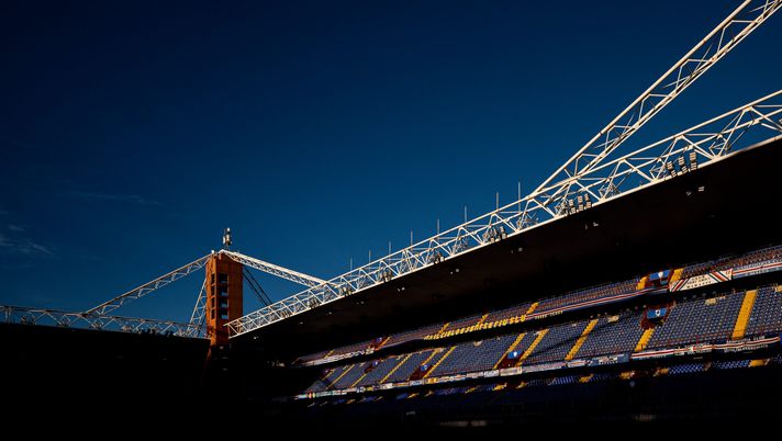 GENOA, ITALY - DECEMBER 5: A general view of the stadium before the Serie A match between UC Sampdoria and Ss Lazio at Stadio Luigi Ferraris on December 5, 2021 in Genoa, Italy. (Photo by Getty Images) Moreno Mannini: “Il nostro derby è solo una vetrina di mercato – Ferrero? Samp estranea” - immagine 1