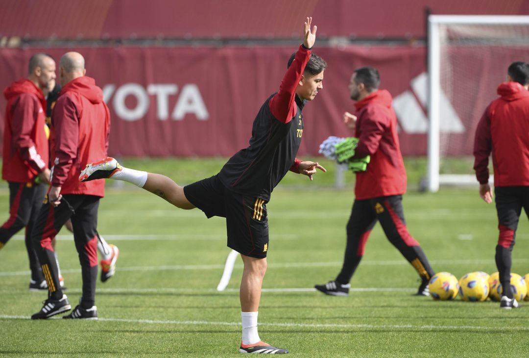 Roma, l’allenamento in vista dell’Inter: pronto il rientro di Smalling – FOTOGALLERY - immagine 18