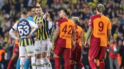 Fenerbahce-Galatasaray, rissa e scintille tra Dzeko e Icardi. Edin: “Imbarazzante”