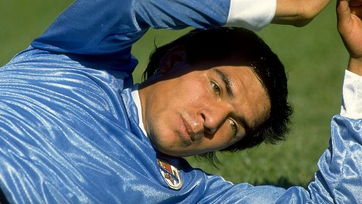 17 Sep 1989: Ruben Sosa of Uruguay warms up before the World Cup qualifying match against Bolivia in Uruguay. Uruguay won the match 2-0. Mandatory Credit: Ben Radford/Allsport 17 Sep 1989: Ruben Sosa of Uruguay warms up before the World Cup qualifying match against Bolivia in Uruguay. Uruguay won the match 2-0. Mandatory Credit: Ben Radford/Allsport