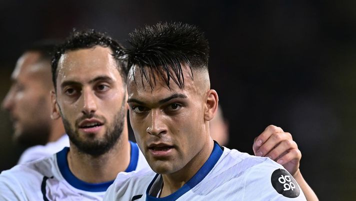 Lautaro esulta