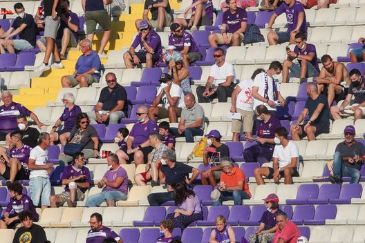 GERMOGLI PH: 7 AGOSTO 2021 FIRENZE STADIO ARTEMIO FRANCHI PARTITA AMICHEVOLE FIORENTINA VS ESPANYOL NELLA FOTO PUBBLICO TIFOSI GERMOGLI PH: 7 AGOSTO 2021 FIRENZE STADIO ARTEMIO FRANCHI PARTITA AMICHEVOLE FIORENTINA VS ESPANYOL NELLA FOTO PUBBLICO TIFOSI
