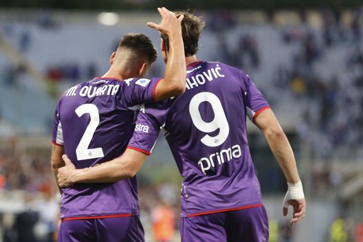 FLORENCE, ITALY - OCTOBER 03: Lucas Martinez Quarta of ACF Fiorentina celebrates after scoring a goal during the Serie A match between ACF Fiorentina v SSC Napoli at Stadio Artemio Franchi on October 3, 2021 in Florence, Italy. (Photo by Gabriele Maltinti/Getty Images) FLORENCE, ITALY - OCTOBER 03: Lucas Martinez Quarta of ACF Fiorentina celebrates after scoring a goal during the Serie A match between ACF Fiorentina v SSC Napoli at Stadio Artemio Franchi on October 3, 2021 in Florence, Italy. (Photo by Gabriele Maltinti/Getty Images)