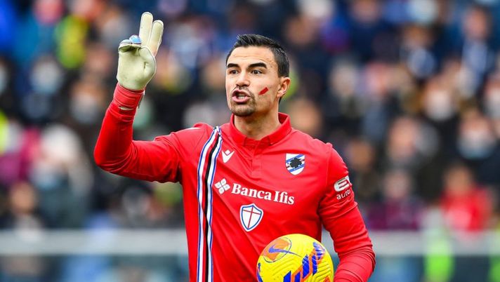 GENOA, ITALY - NOVEMBER 21: Emil Audero of Sampdoria shows a red line on his face to protest against violence on women during the Serie A match between UC Sampdoria and Hellas Verona FC at Stadio Luigi Ferraris on November 27, 2021 in Genoa, Italy. (Photo by Getty Images) Samp, primi test in gruppo per Audero. Le novità per Quagliarella e Yoshida - immagine 1