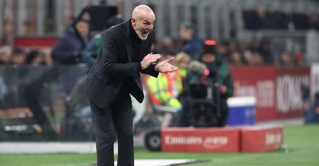 MILAN, ITALY - FEBRUARY 10: Stefano Pioli, head coach of AC Milan reacts during the Serie A match between AC MIlan and Torino FC at Stadio Giuseppe Meazza on February 10, 2023 in Milan, . (Photo by Marco Luzzani/Getty Images) Juric perde contro Pioli ma è da elogiare: lanciare i giovani è stata una scelta- immagine 2