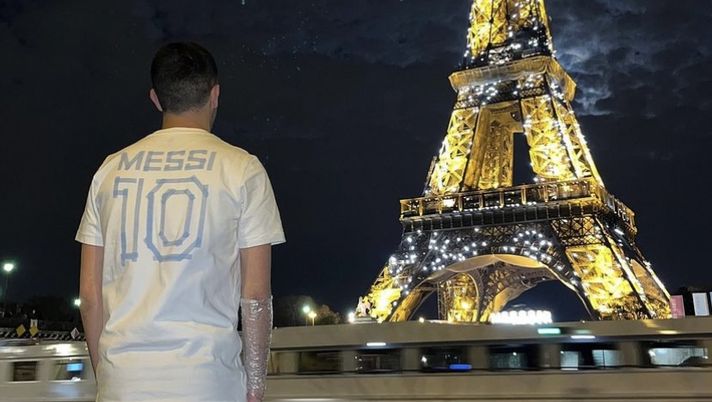 Futsal, Juan in attesa per 10 ore davanti alla porta di casa Messi: la Pulce apre la porta! - immagine 1