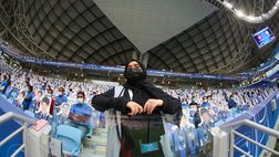Teheran, anche le donne amano il calcio: ecco che succede quando vince il Persepolis…