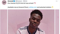 L’Arsenal si veste di rosa: prima volta storica con la terza maglia 2022-23
