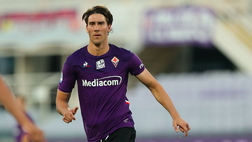 Vlahovic non si muove: la Fiorentina non lo cede