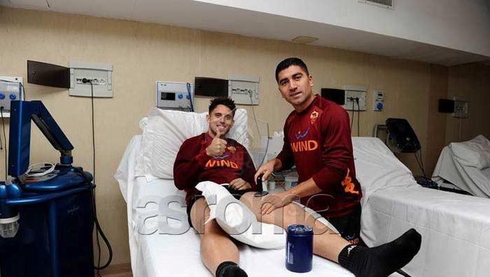 Roma su Facebook: Pizarro fa il massaggiatore (FOTO) - immagine 1