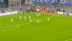 L’esultanza sfrenata del tifoso e la pazza corsa di Raspadori sotto la Curva A