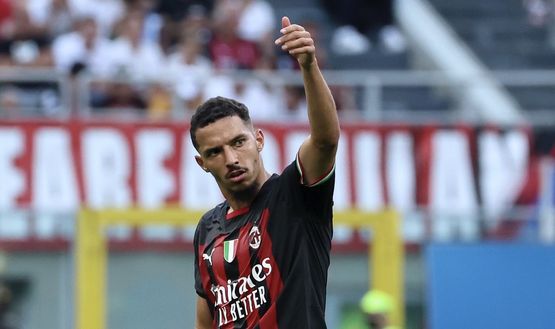 Ismaël Bennacer (centrocampista AC Milan), qui durante Milan-Udinese 4-2 (Serie A 2022-2023) | News (Getty Images) Ismaël Bennacer AC Milan Milan-Udinese 4-2 Serie A 2022-2023