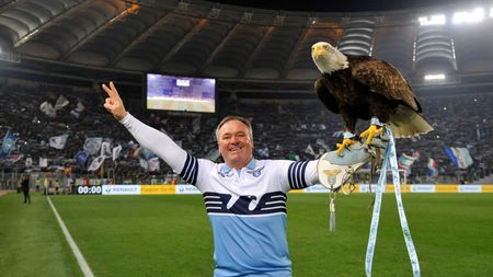 ROME, ITALY - MARCH 02: Olimpia eagle mascot of the SS Lazio during the Serie A match between SS Lazio and AS Roma at Stadio Olimpico on March 2, 2019 in Rome, Italy. (Photo by Marco Rosi/Getty Images) ROME, ITALY - MARCH 02: Olimpia eagle mascot of the SS Lazio during the Serie A match between SS Lazio and AS Roma at Stadio Olimpico on March 2, 2019 in Rome, Italy. (Photo by Marco Rosi/Getty Images)