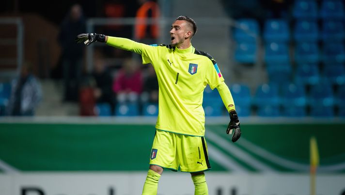CHEMNITZ, GERMANY - NOVEMBER 09:  Andrea Zaccagno of Italy reacts during the Under 20 International Friendly match between U20 of Germany and U20 of Italy at community4you Arena on November 9, 2017 in Chemnitz, Germany.  (Photo by Thomas Eisenhuth/Bongarts/Getty Images)