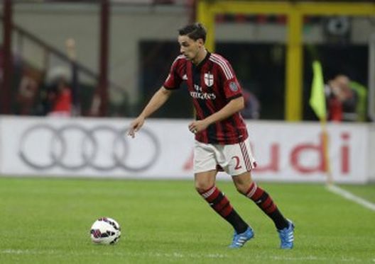 Mattia De Sciglio, terzino del MIlan - fonte www.gazettenet.com Mattia De Sciglio, terzino del MIlan - fonte www.gazettenet.com