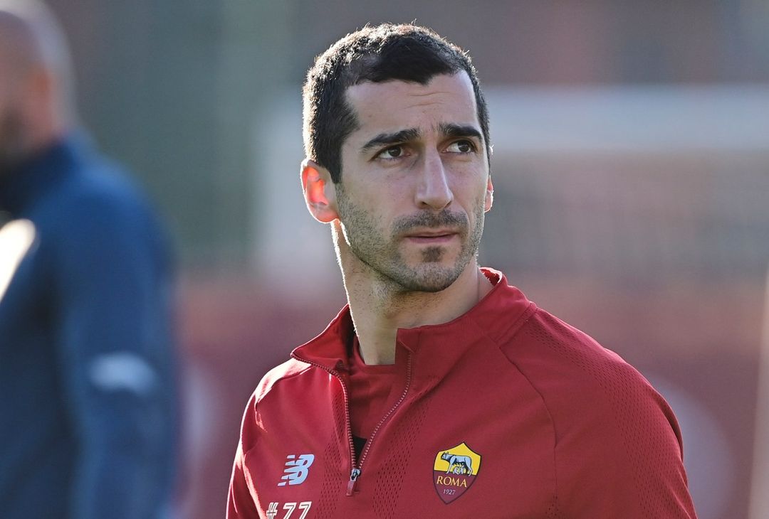 Mourinho respira: a Trigoria Pellegrini e Kumbulla in gruppo – FOTO GALLERY - immagine 33