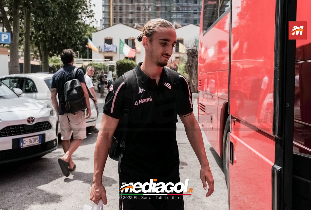 FOTO Bari-Palermo, rosanero in partenza da “Casena dei Colli” (Gallery) - immagine 48