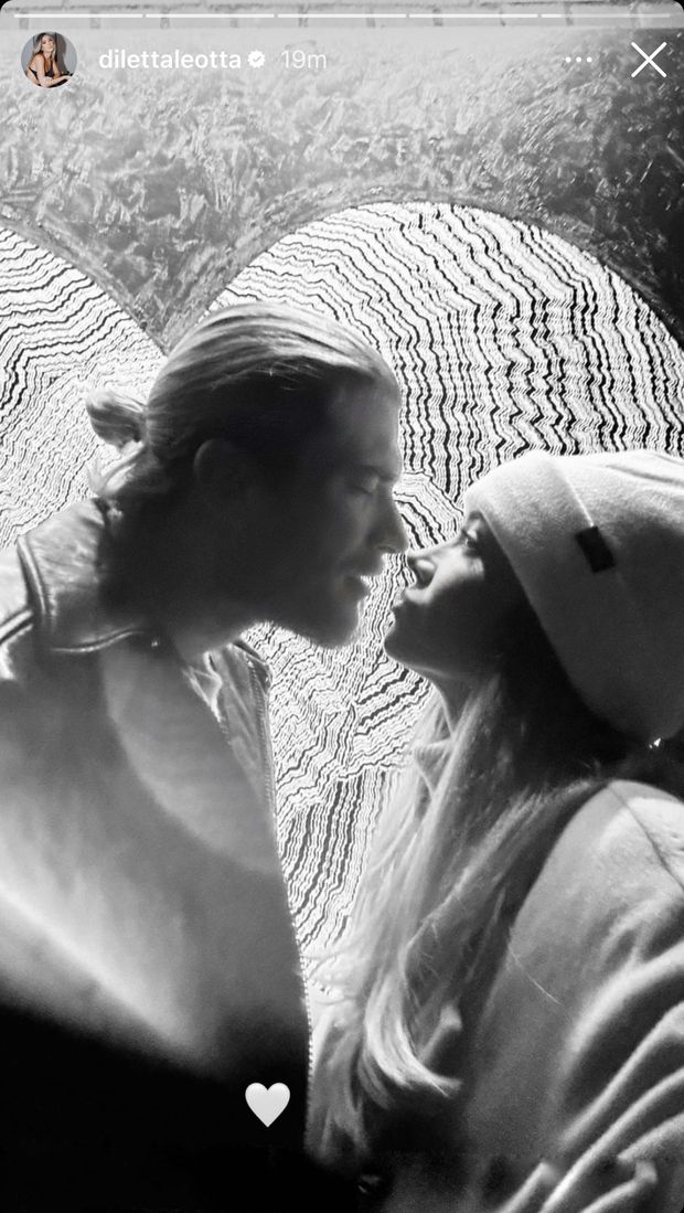 Diletta, scatto con Karius per San Valentino. Dedica romantica della Leotta al fidanzato- immagine 2